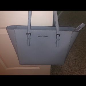 Michael Kors Jet Set Bag